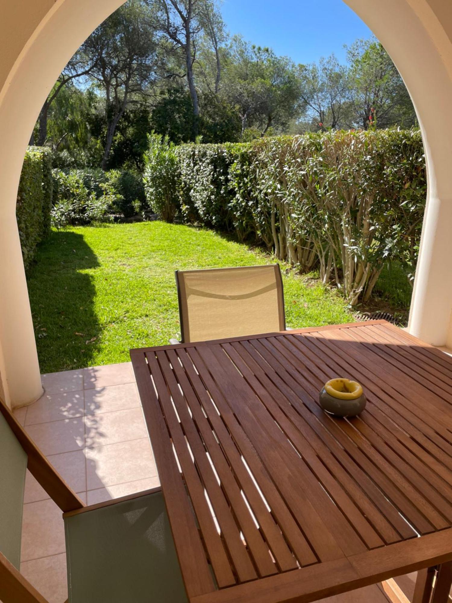 2 Pieces Saint Raphael Renove, Classe 4 Etoiles, 100 M Plages, Piscine, Tennis, Parc, Terrasse, Jardin Privatif Eksteriør bilde
